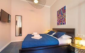 Cap Rooms